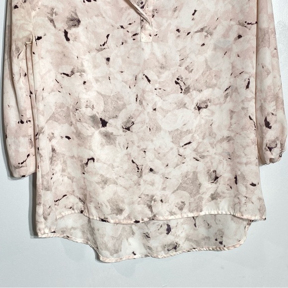 Cynthia Rowley Blouse Women XS Pink Abstract Floral V-Neck Hi Low Hem 3/4 Sleeve - Picture 3 of 11